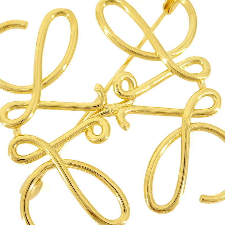 LOEWE ゴールド ロゴブローチ LOEWE Gold-tone brooch | NET-A-PORTER