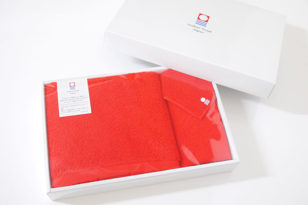 Chevon 赤タオル Chevon 赤タオル Chevon ロゴタオル 赤 Chevonの