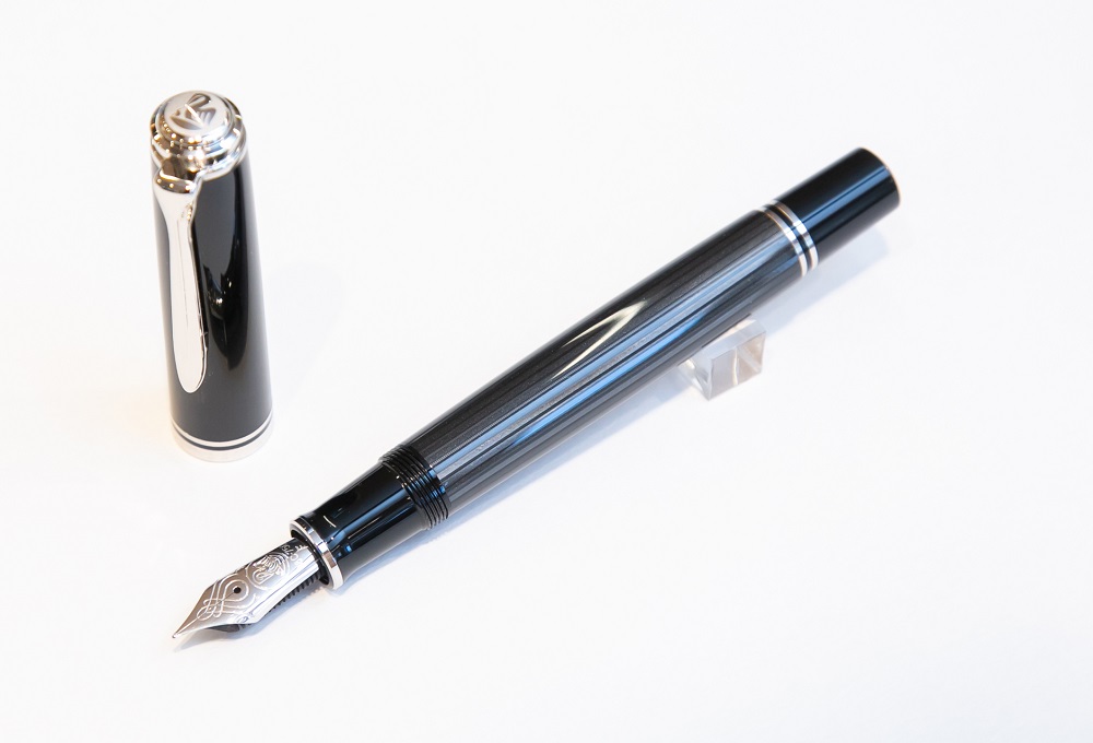 ペリカン スーベレーン M805 万年筆 ブラックシルバー M 中字 万年筆
