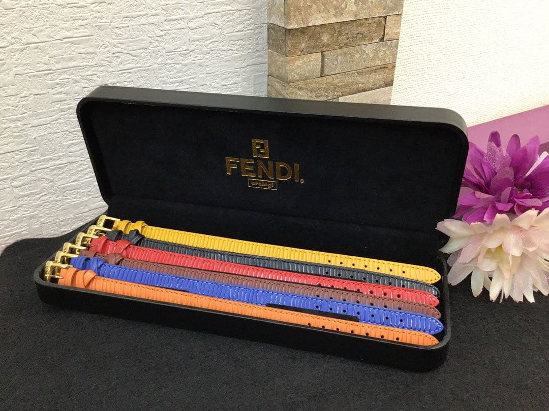 FENDI カメレオン　チェンジベルト レディース　6本セット　ベルトのみ FENDI カメレオン チェンジベルト レディース 6本セット ベルトのみ