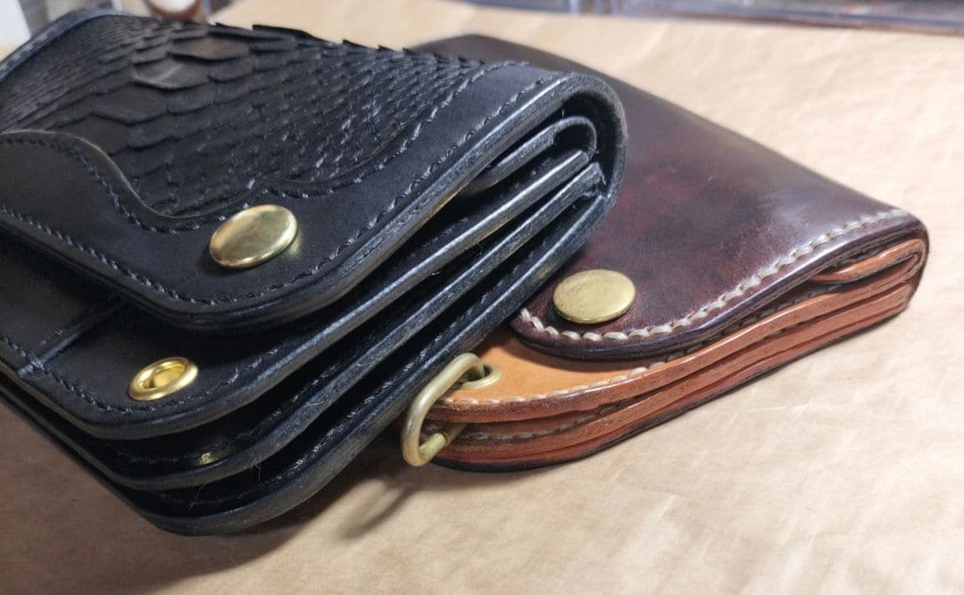 トラッカーウォレット 黒蛇