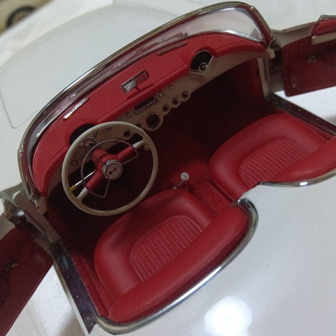 オートアート 1/18 シボレー コルベット 1953