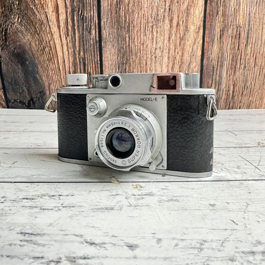 フィルムカメラ Minolta 35 Model E ROKKOR 1:2.8 f=45mm フィルムカメラ Minolta 35 Model E ROKKOR 1:2.8 f=45mm Minolta 35